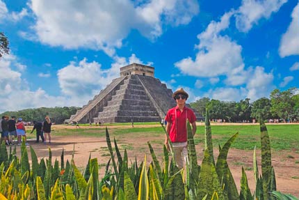Sitio Arqueológicos y Cultura Maya