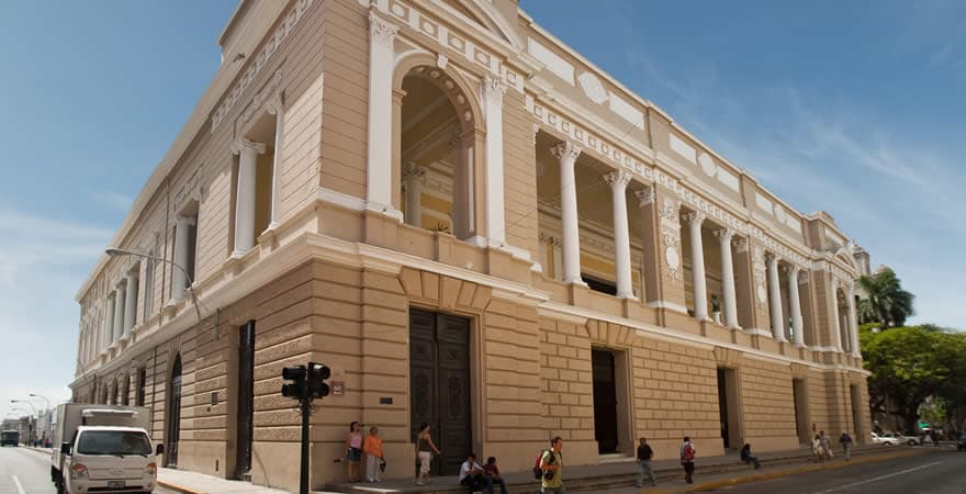 Teatro José Peón Contreras